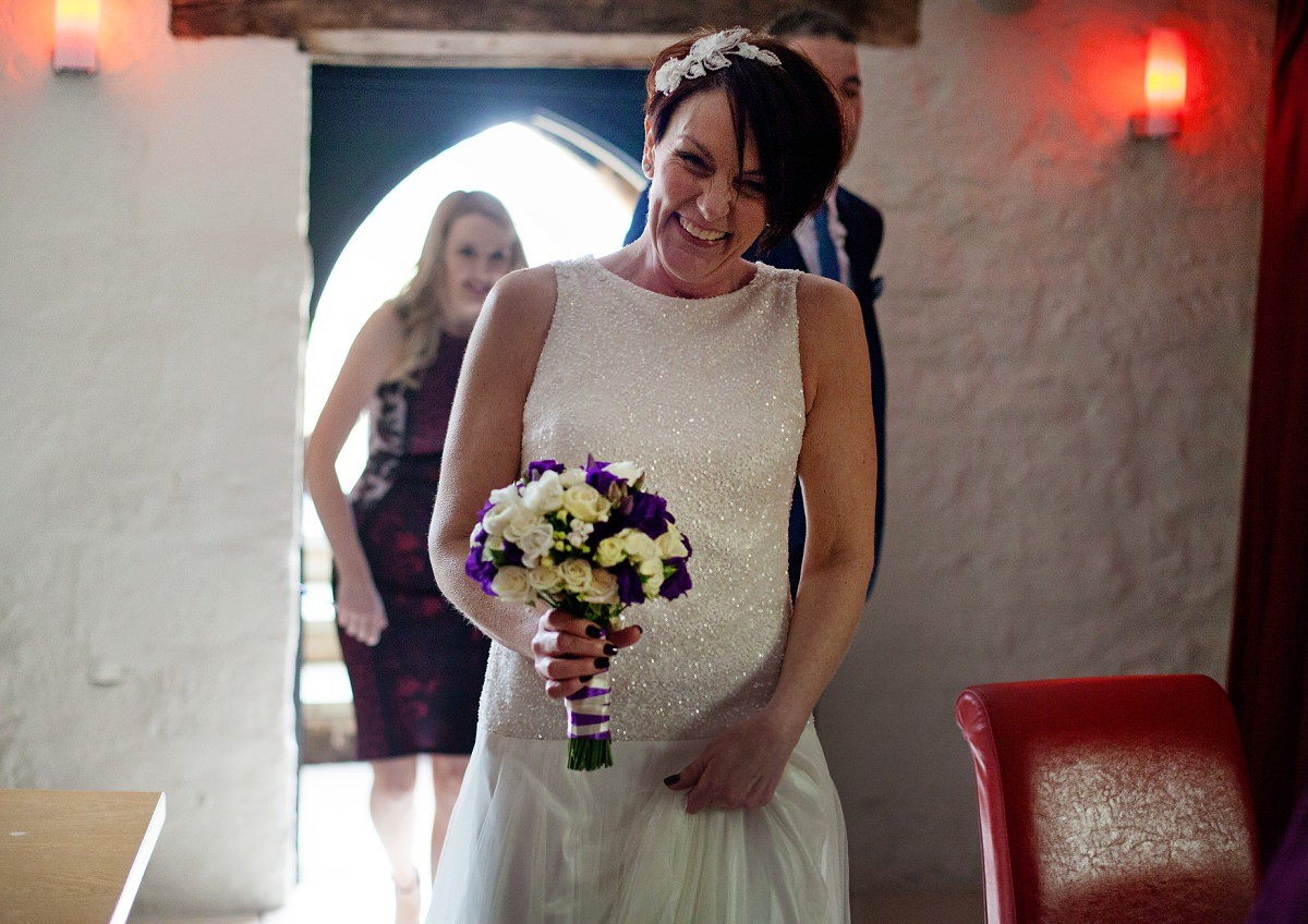 the bride arrives to the venue